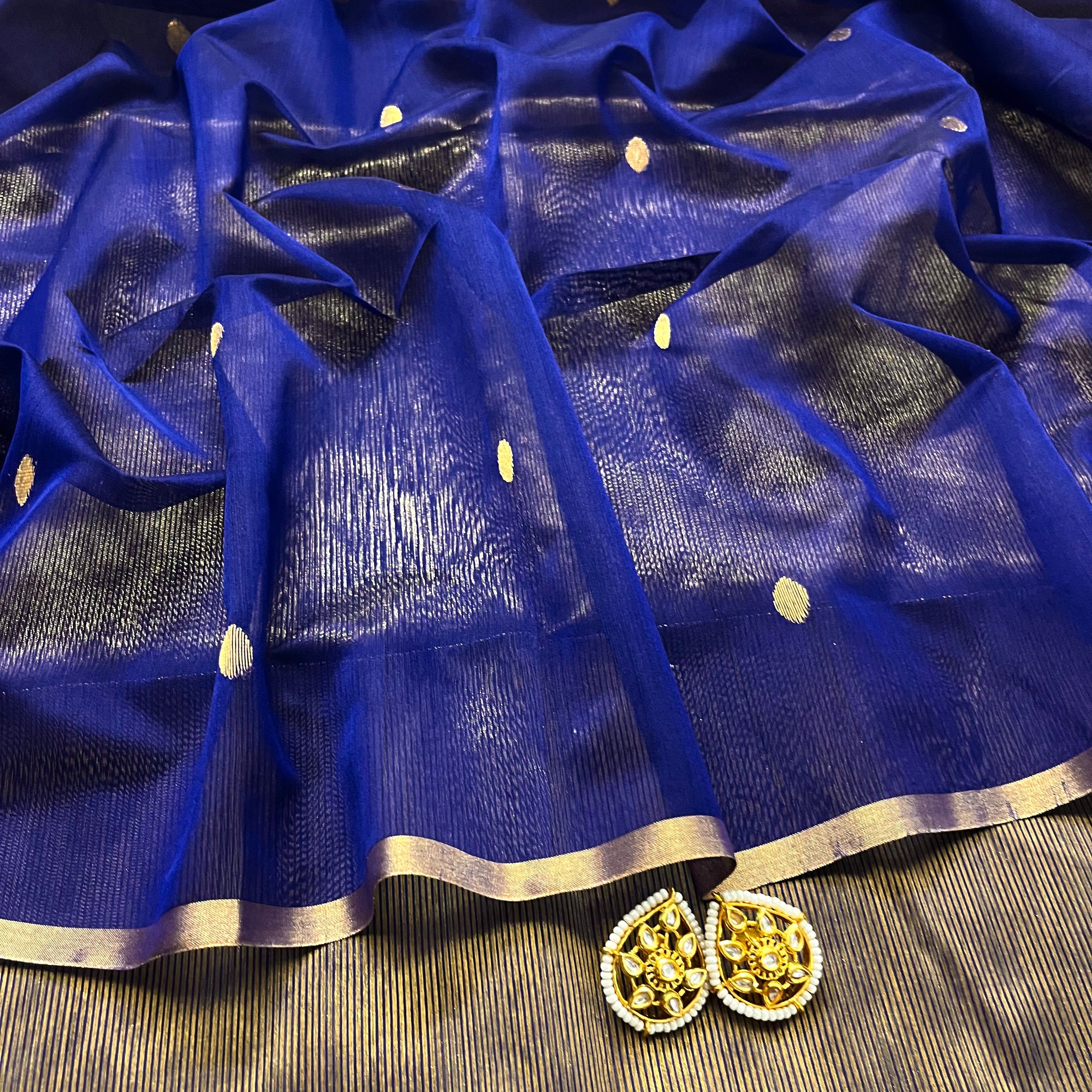 Ready to wear | Dark Blue Maheshwari Saree with Zari Bootis & Zari Lines