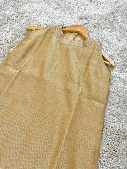 Beige gold maheshwari silk kurta with zari pattern all over