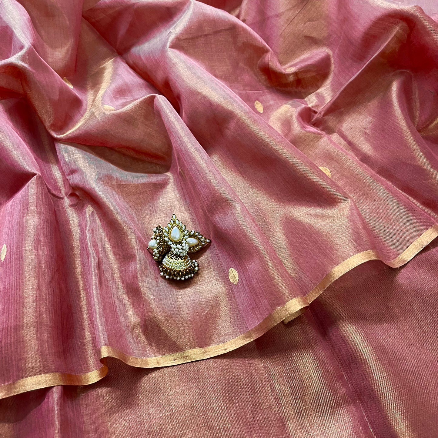 (Shop the look) Rose and gold maheshwari tissue silk saree with zari bootis all over