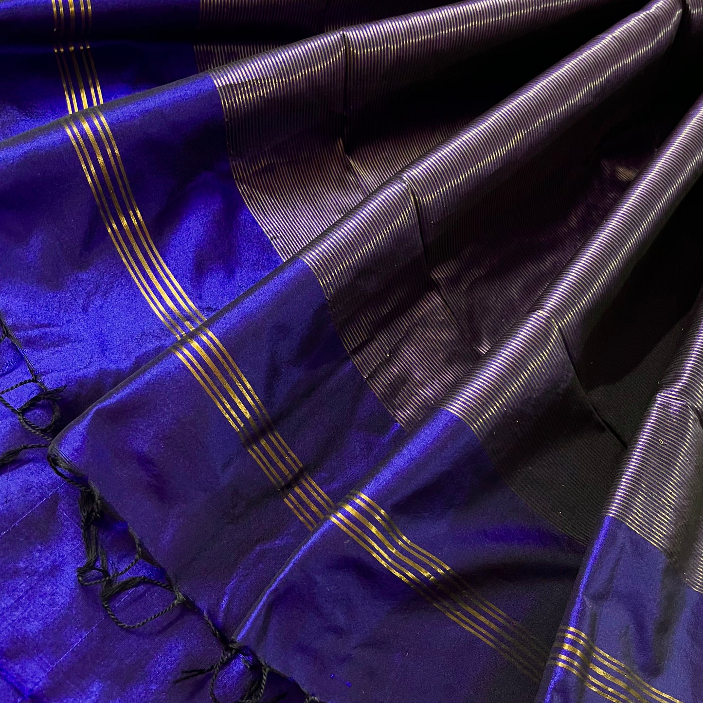 Dark blue maheshwari silk saree with zari bootis all over