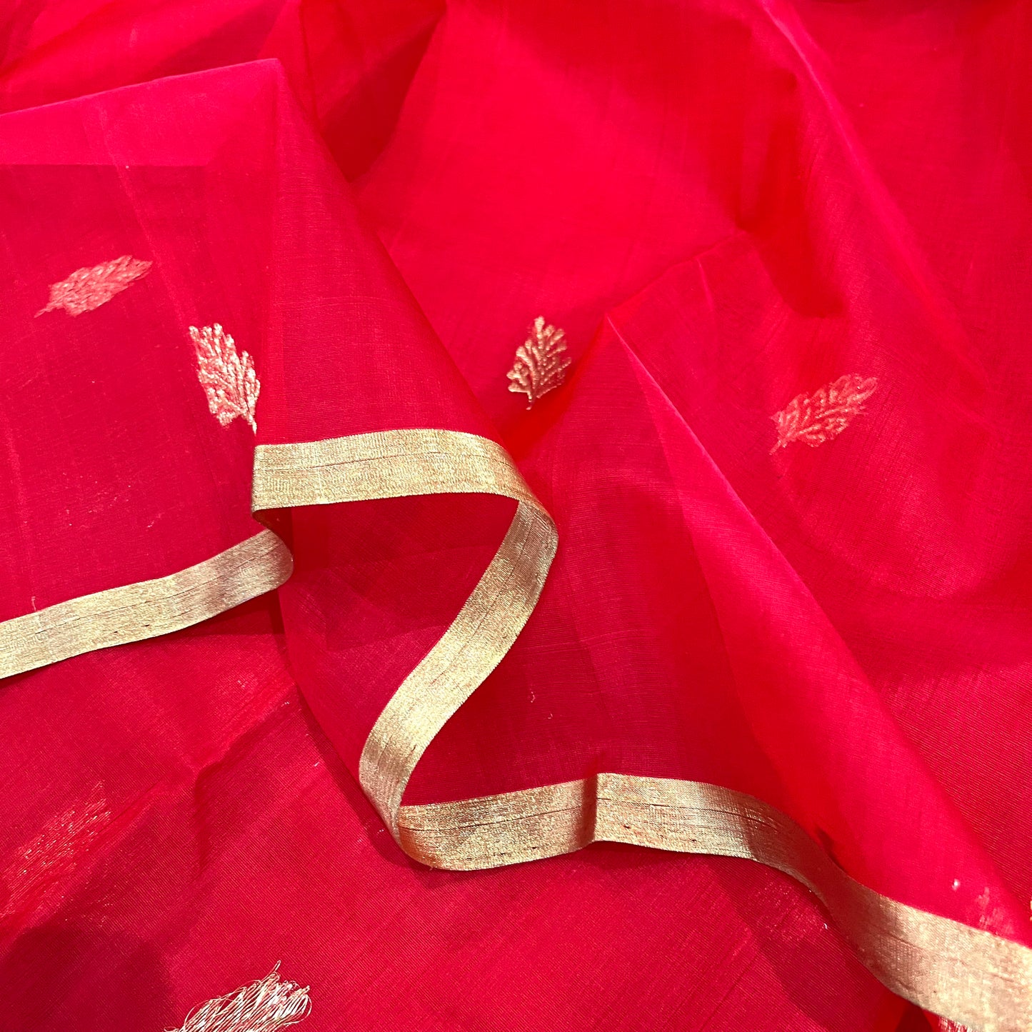 Red Chanderi Organza Silk Saree with Leaf Motifs all over