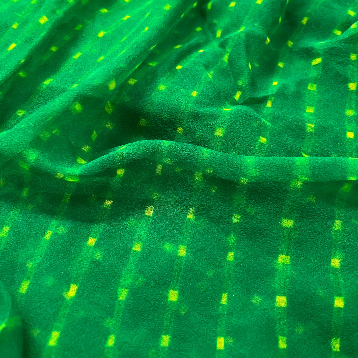 Green Mothda chiffon saree