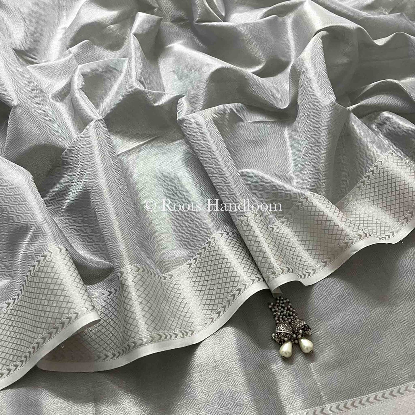 Silver Maheshwari Saree with Zari Pattern all over