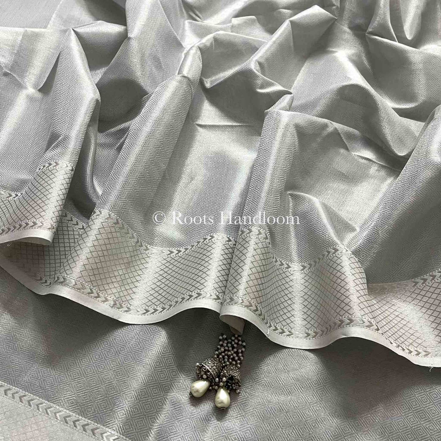 Silver Maheshwari Saree with Zari Pattern all over