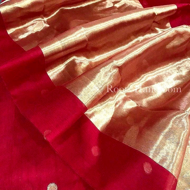 Red Chanderi Saree with zari bootis all over