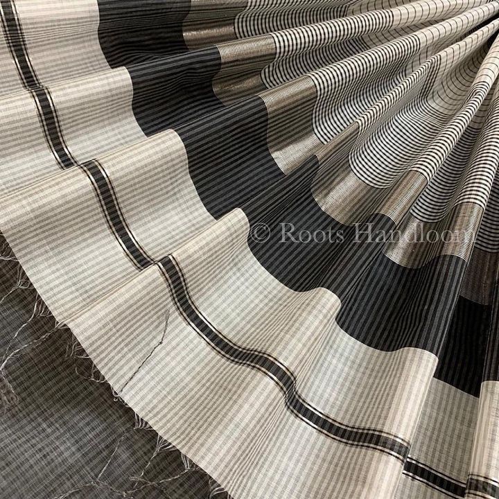 White & Black Maheshwari Saree with Resham Border